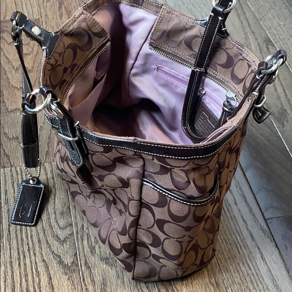 Authentic coach handbag - Picture 5 of 9